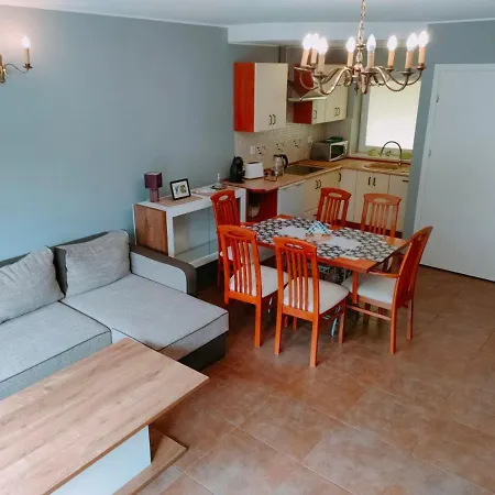 Beata W Sasinie Apartman