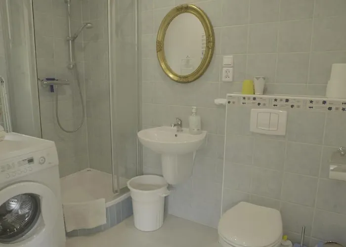 Beata W Sasinie Apartamento *