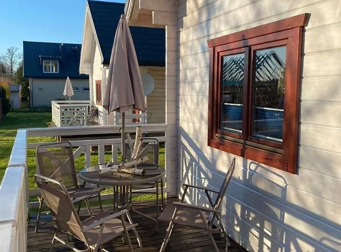 Beata W Sasinie Apartamento *